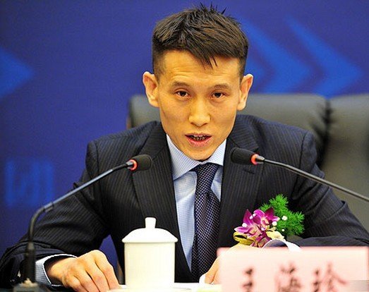 山西女篮老板王海珍表示未参与收购男篮(资料图)腾讯体育4月25日讯