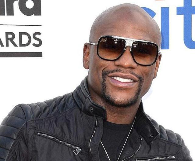 梅威瑟豪车流拍 下注nfc半小时净赚2万多美元