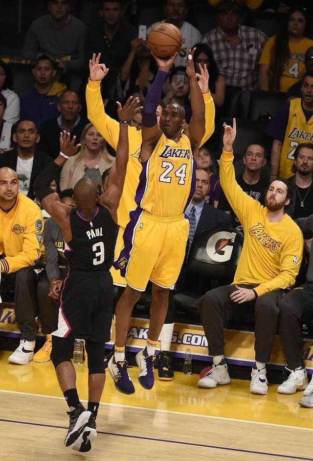 科比:理想告别战是夺冠 兴奋姚明入选名人堂