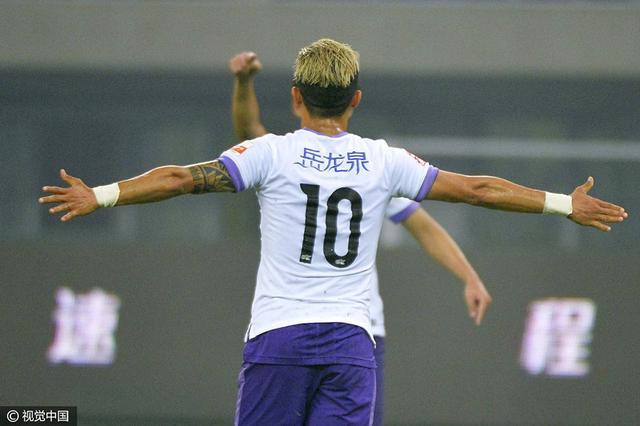 半场战报-泰达2-0力帆 周海滨闪击蒙特罗建功