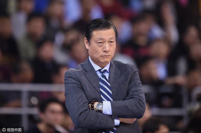 李秋平:观众嘘声不影响李根 是球员都有起伏