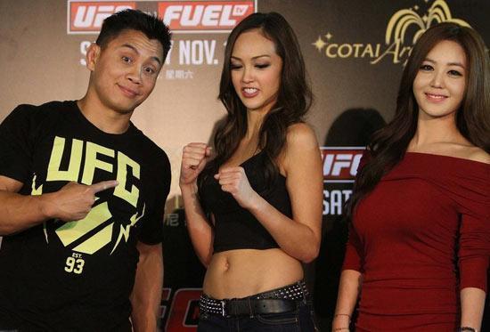 康李不但在散打界难觅对手,还在34岁高龄转战mma殿堂级赛事ufc,他也是