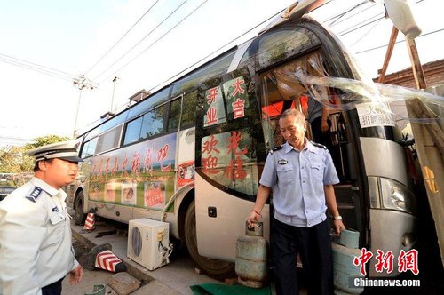 黄金台傅深严宵寒肉车图片