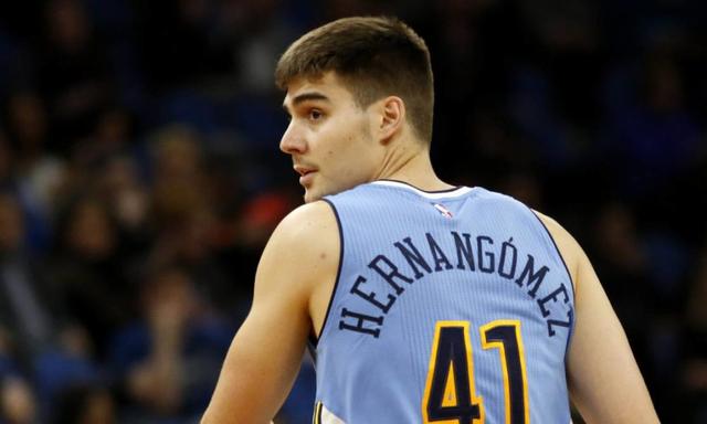 24年前的今天,胡安-埃尔南戈麦斯(juan hernangomez)出生于西班牙