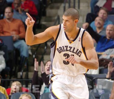 有几个人还记得火箭队长巴蒂尔也曾是灰熊球员?