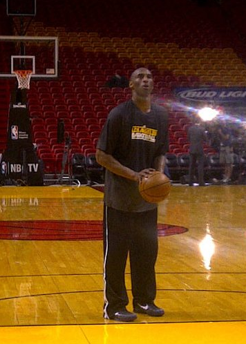 科比输球后做出惊人之举回热火球场练投篮