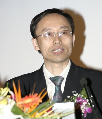 张森:4g暂不支持语音通话 需双模终端