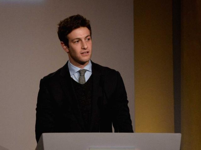 纽约创立,公司创始人凯文纳泽米(kevin nazemi),约书亚库什纳(joshua