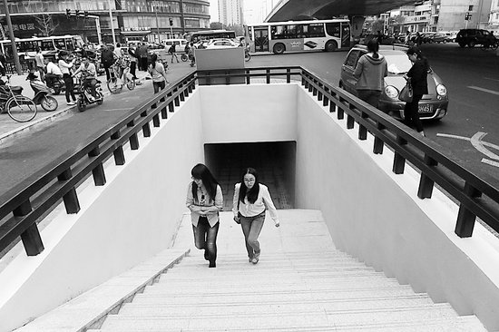 太原首座人行地下互通通道华丽亮相究竟怎样走