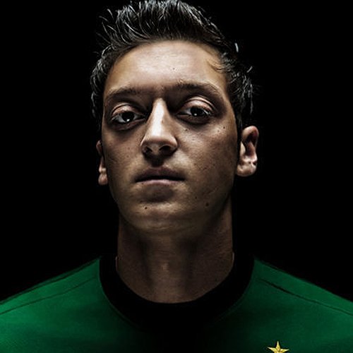 22岁的厄齐尔藐视一切?