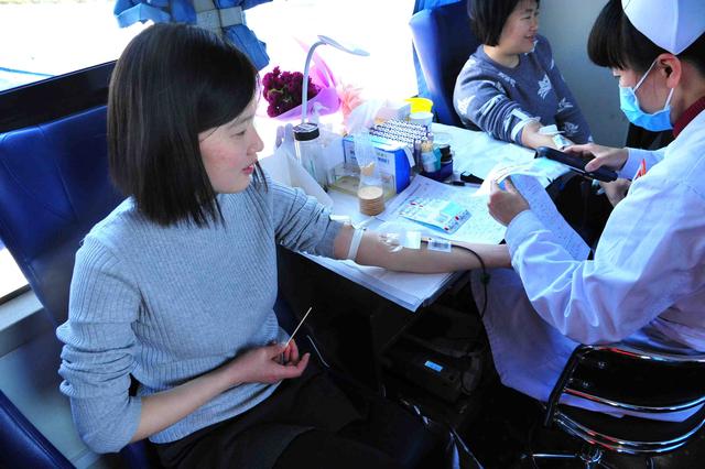 献血会不会伤元气?输血是不是越多越好?