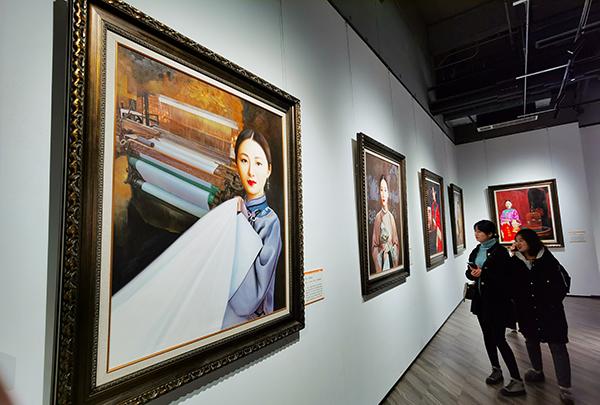 ������Ө����Ф���ͻ�չ��Ļ