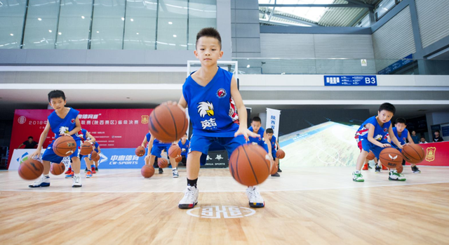 中国三对三篮球联赛陕西决赛打响 37支球队参