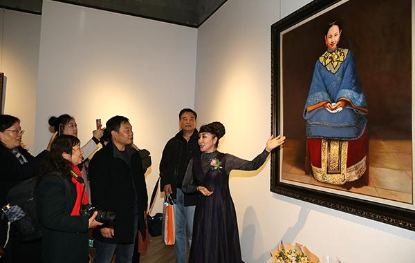 ������Ө����Ф���ͻ�չ��Ļ