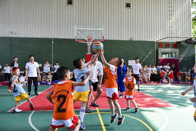 2018第二届摇篮杯幼儿篮球友谊赛盛大起航