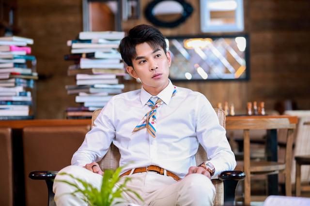 冯建宇化身腹黑killer 双面冷峻令人不寒而栗