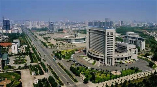 在湘潭什么地方有汽车14寸的铁轱辘买