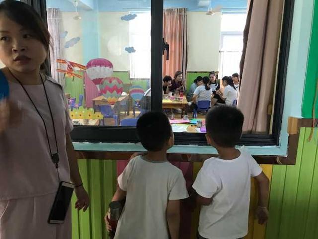 开学第一天 杭州这200多名孩子吃了“闭门羹”