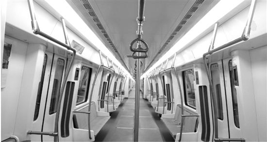 宁波地铁2号线列车亮相 高清无死角探头覆盖车厢