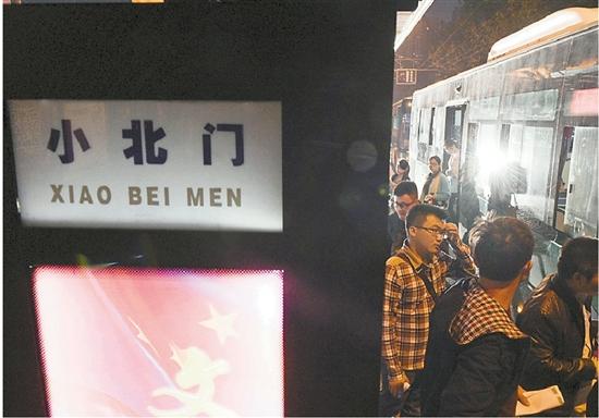 “天水桥”变为“小北门” 杭州部分公交站悄悄变脸