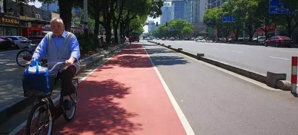 绍兴市区启用两条自行车专用道 你知道在哪儿吗