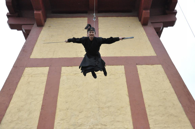 畅游横店喜剧节 用最划算的钱给孩子最好的假期陪伴