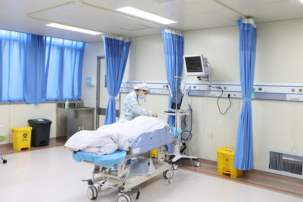 柯城区人民医院手术室的新升级 多手术可一次进行