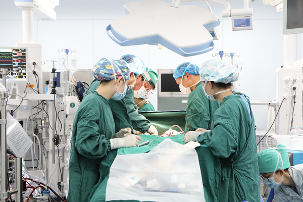 柯城区人民医院手术室的新升级 多手术可一次进行