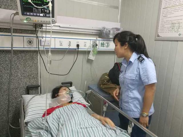 杭州女乘客感觉自己不行了 公交车直接开进医院
