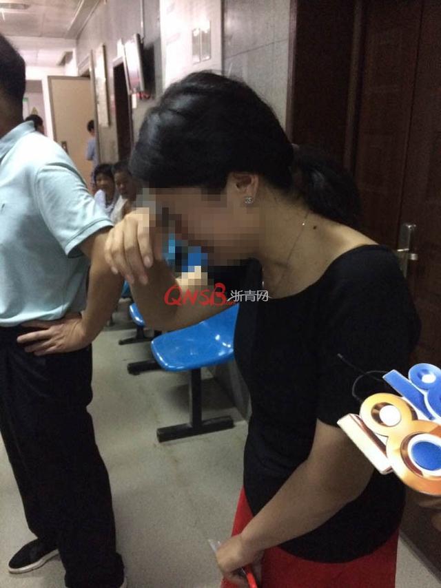 杭州19岁男生高考完去探望老师 斑马线上被撞