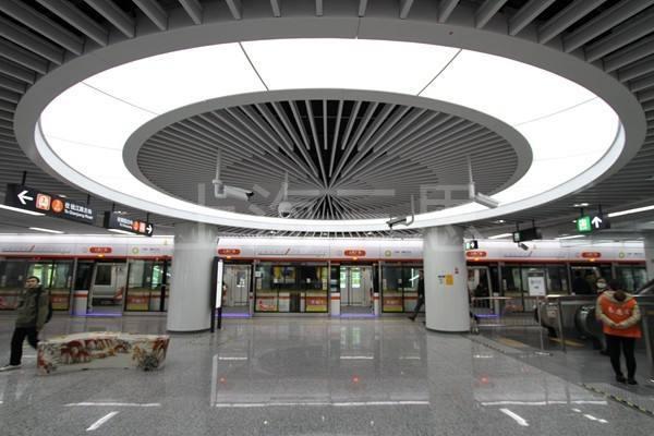杭州地铁二号线西北段开通逾月 全网客流量激增