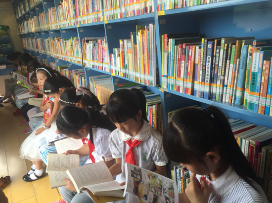 杭州“流动图书馆”进校园 让更多小朋友享受阅读