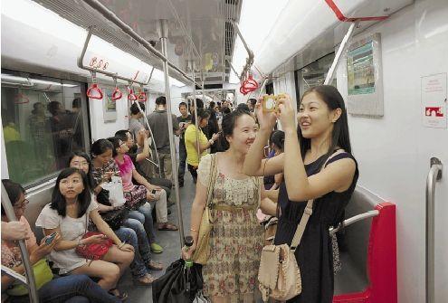 杭州地铁二号线西北段开通逾月 全网客流量激增